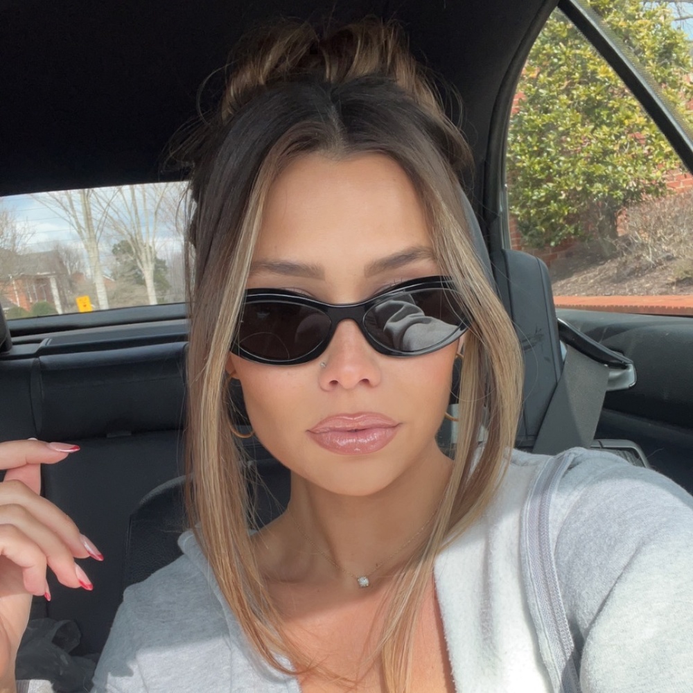 Meet your Posher, Lindsey